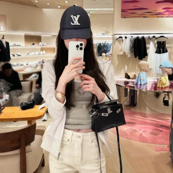 designer,replica,clothing,fake,1:1,lv,luxury,high quality Louis Vuitton tall baseball cap unisex