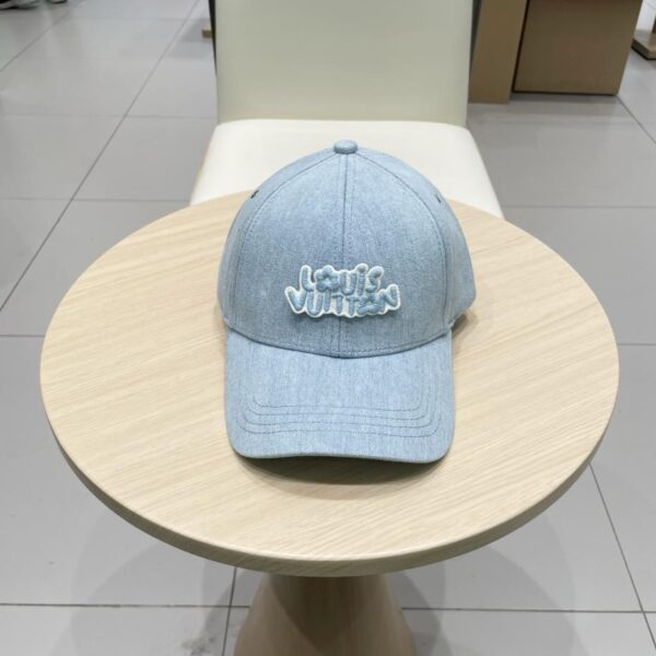 designer,replica,clothing,fake,1:1,lv,luxury,high quality Louis Vuitton original embroidered baseball cap for men and women