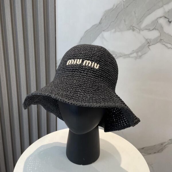 designer,replica,clothing,fake,1:1,lv,luxury,high quality Miu Miu new raffia hat, same style as the counter