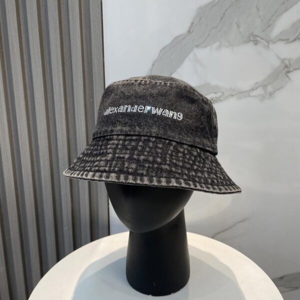 designer,replica,clothing,fake,1:1,lv,luxury,high quality king fisherman hat