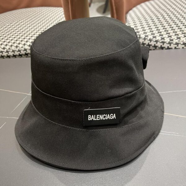 designer,replica,clothing,fake,1:1,lv,luxury,high quality BALENCIAGA winter irregular bucket hat