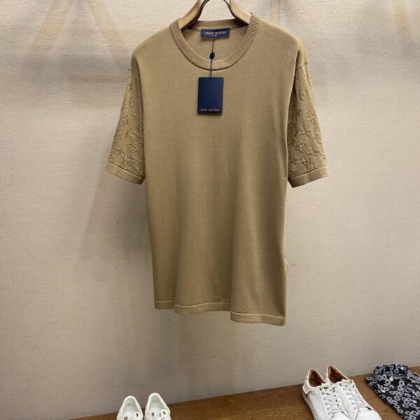 designer,replica,clothing,fake,1:1,lv,luxury,high quality Louis Vuitton Pharrell’s latest intarsia wool knitted short-sleeved T-shirt