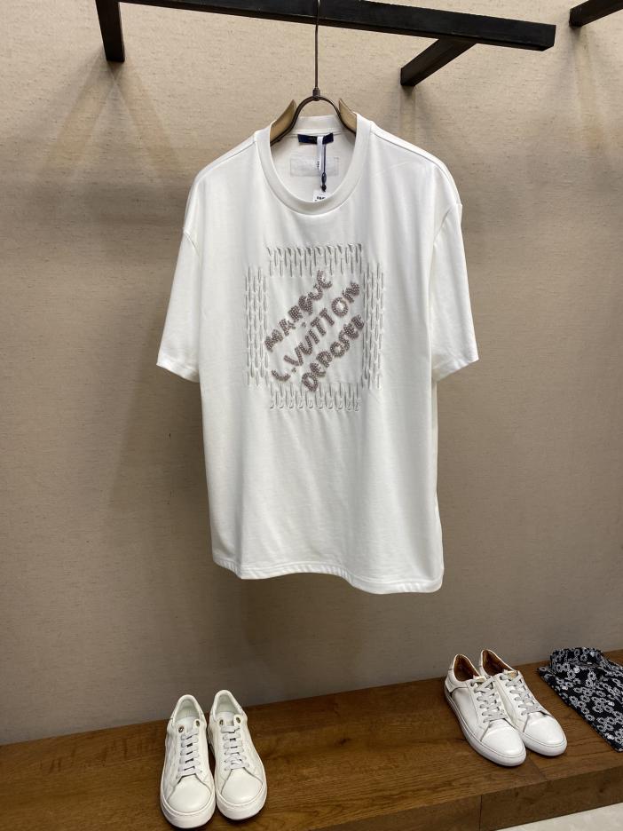 designer,replica,clothing,fake,1:1,lv,luxury,high quality Louis Vuitton heavyweight hand-beaded embroidered T-shirt designer,replica,clothing,fake,1:1,lv,luxury,high quality Louis Vuitton heavyweight hand-beaded embroidered T-shirt