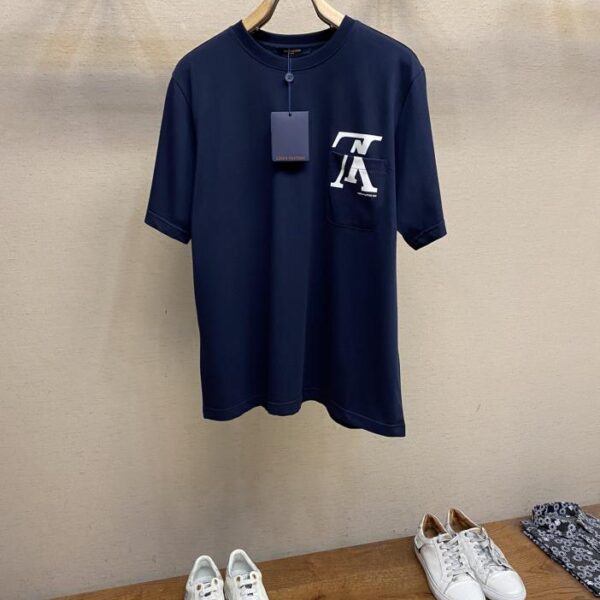 designer,replica,clothing,fake,1:1,lv,luxury,high quality Louis Vuitton Early Spring Inverted Letter Print Short Sleeve