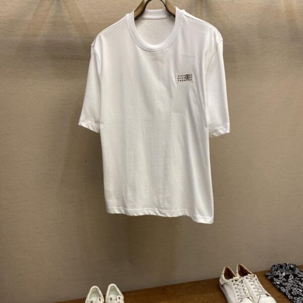 designer,replica,clothing,fake,1:1,lv,luxury,high quality MM6 Maison Margiela Spring/Summer New Vintage Distressed Tape Printed Round Neck Short Sleeve T-Shirt