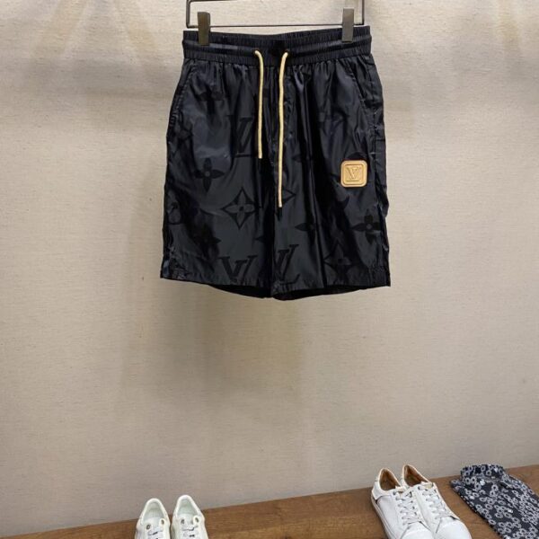 designer,replica,clothing,fake,1:1,lv,luxury,high quality Louis Vuitton Men’s casual shorts