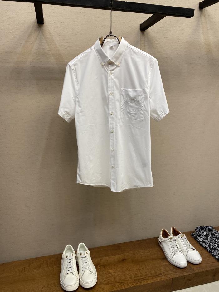 designer,replica,clothing,fake,1:1,lv,luxury,high quality Burberry new men’s high-end fashion model horse logo embroidery small point collar business casual long sleeve shirt designer,replica,clothing,fake,1:1,lv,luxury,high quality Burberry new men’s high-end fashion model horse logo embroidery small point collar business casual long sleeve shirt