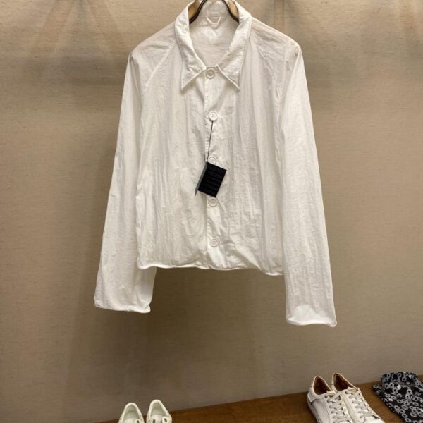 designer,replica,clothing,fake,1:1,lv,luxury,high quality Prada’s new sun-protective jacket