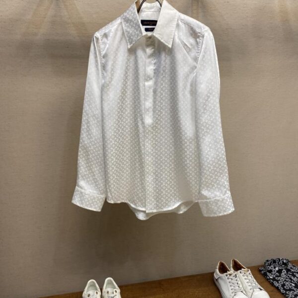 designer,replica,clothing,fake,1:1,lv,luxury,high quality Louis Vuitton monogram silk shirt