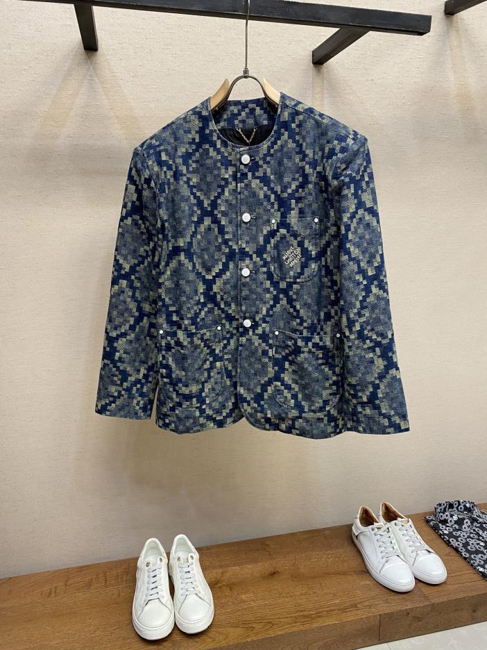 designer,replica,clothing,fake,1:1,lv,luxury,high quality Louis Vuitton new jackets Spring/Summer runway Snakoflage denim designer,replica,clothing,fake,1:1,lv,luxury,high quality Louis Vuitton new jackets Spring/Summer runway Snakoflage denim