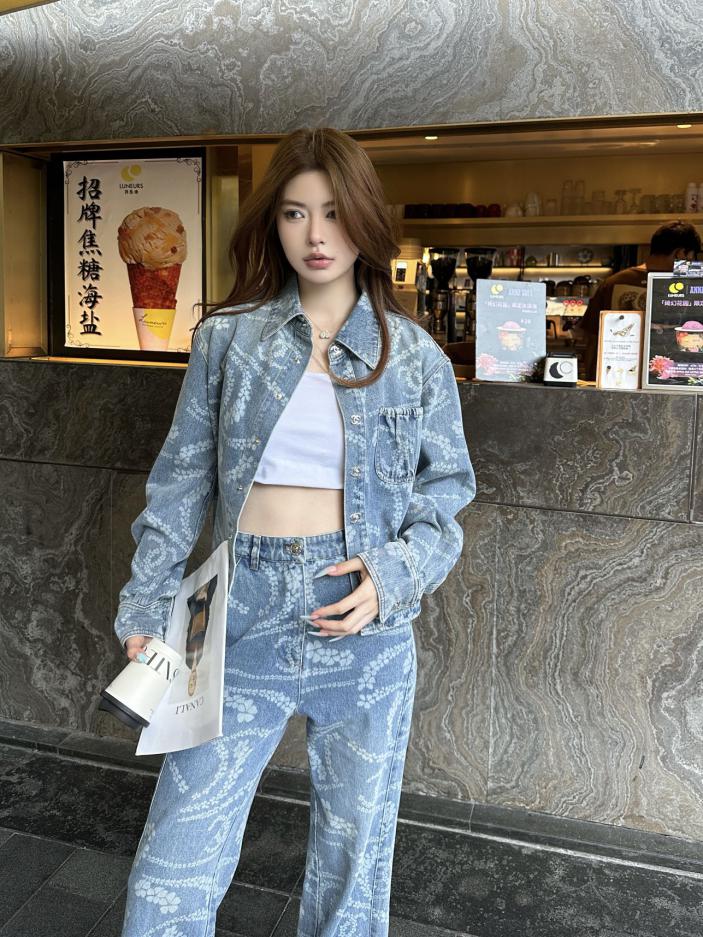 designer,replica,clothing,fake,1:1,lv,luxury,high quality Chanel printed denim shirt designer,replica,clothing,fake,1:1,lv,luxury,high quality Chanel printed denim shirt