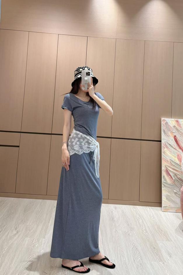designer,replica,clothing,fake,1:1,lv,luxury,high quality Chanel new hot diamond double C short-sleeved round neck T-shirt with lace apron suit designer,replica,clothing,fake,1:1,lv,luxury,high quality Chanel new hot diamond double C short-sleeved round neck T-shirt with lace apron suit