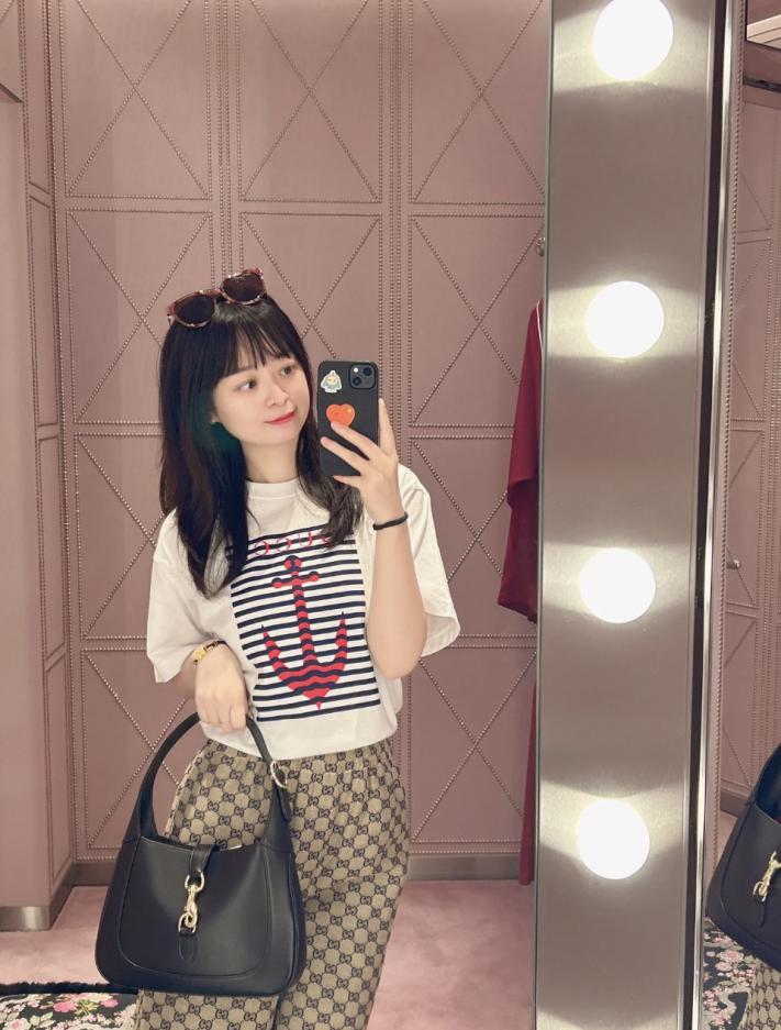 designer,replica,clothing,fake,1:1,lv,luxury,high quality Gucci Summer New Retro Striped Logo Print Short Sleeve T-shirt designer,replica,clothing,fake,1:1,lv,luxury,high quality Gucci Summer New Retro Striped Logo Print Short Sleeve T-shirt
