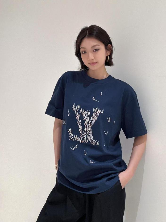 designer,replica,clothing,fake,1:1,lv,luxury,high quality Louis Vuitto 25Ss Spring/Summer New Sailboat Embroidery Round Neck Short Sleeve T-Shirt designer,replica,clothing,fake,1:1,lv,luxury,high quality Louis Vuitto 25Ss Spring/Summer New Sailboat Embroidery Round Neck Short Sleeve T-Shirt