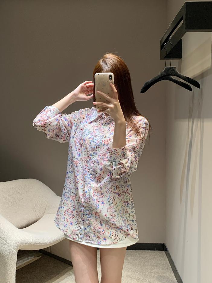 designer,replica,clothing,fake,1:1,lv,luxury,high quality Chanel Spring/Summer New Fish Graffiti Print Long Sleeve Shirt designer,replica,clothing,fake,1:1,lv,luxury,high quality Chanel Spring/Summer New Fish Graffiti Print Long Sleeve Shirt