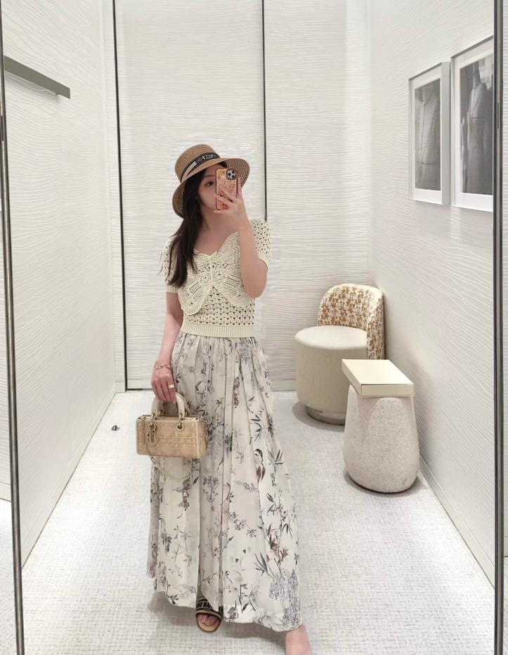 designer,replica,clothing,fake,1:1,lv,luxury,high quality Dior summer new hand-crocheted short sleeves with butterfly pattern on the chest designer,replica,clothing,fake,1:1,lv,luxury,high quality Dior summer new hand-crocheted short sleeves with butterfly pattern on the chest