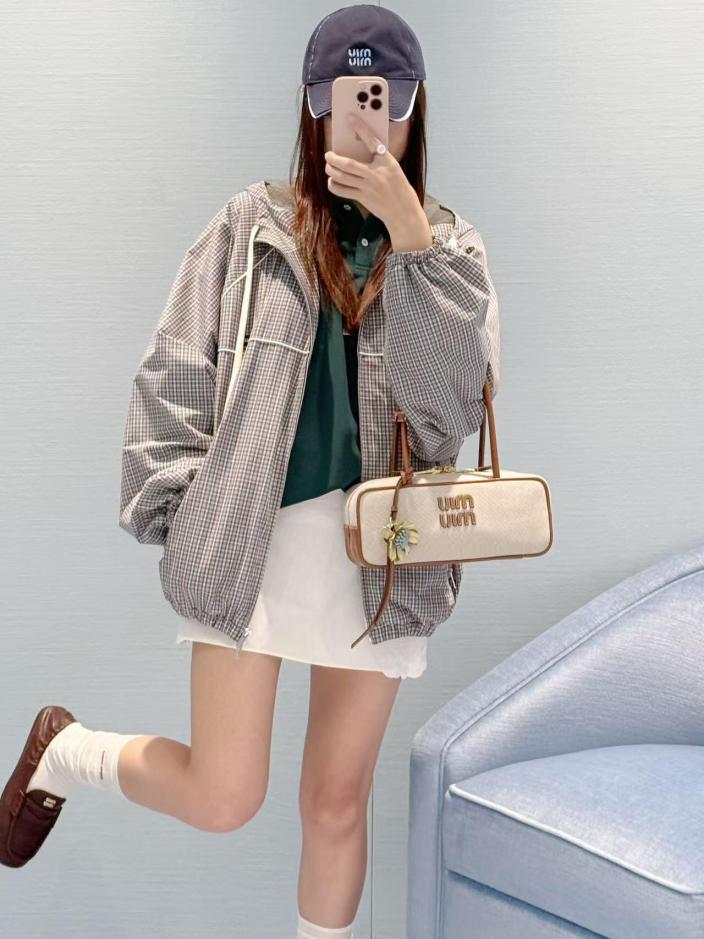 designer,replica,clothing,fake,1:1,lv,luxury,high quality Miu Miu Spring/Summer New Style Intellectual Molecular Woven Plaid Design Trench Coat