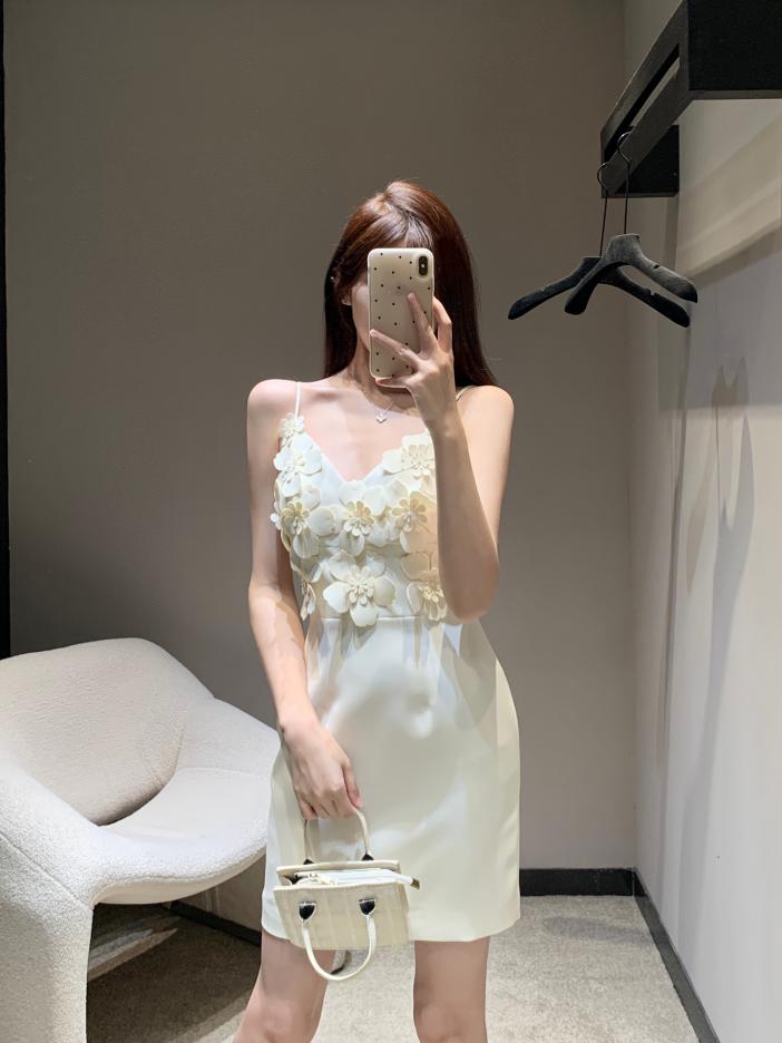 designer,replica,clothing,fake,1:1,lv,luxury,high quality Valentin 25Ss Spring and Summer New Three-dimensional Flower Suspender Vest Dress