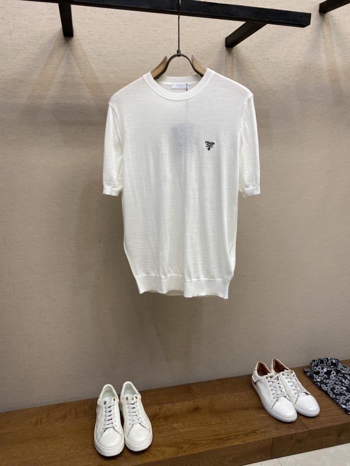 designer,replica,clothing,fake,1:1,lv,luxury,high quality Prada classic LOGO embroidered wool round neck short sleeves (GDFVR) designer,replica,clothing,fake,1:1,lv,luxury,high quality Prada classic LOGO embroidered wool round neck short sleeves (GDFVR)