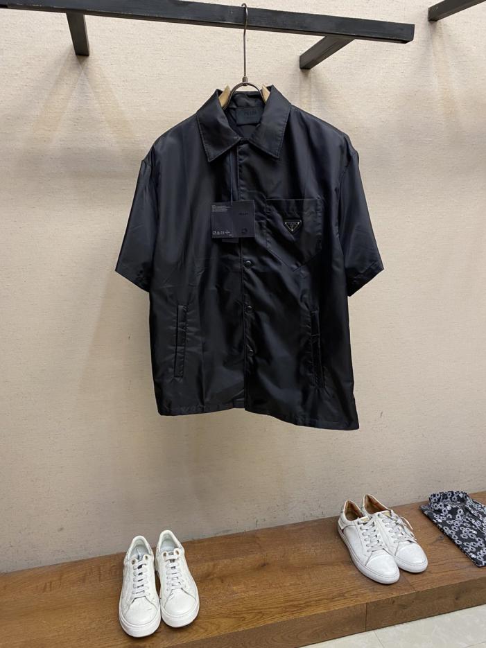 designer,replica,clothing,fake,1:1,lv,luxury,high quality Prada nylon short-sleeved shirt (1H3DZ) designer,replica,clothing,fake,1:1,lv,luxury,high quality Prada nylon short-sleeved shirt (1H3DZ)