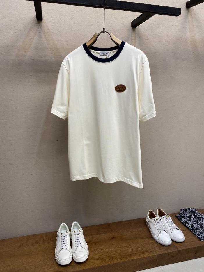 designer,replica,clothing,fake,1:1,lv,luxury,high quality VLT Contrast Collar Beige Couple Short Sleeve T-Shirt (TOPJ8) designer,replica,clothing,fake,1:1,lv,luxury,high quality VLT Contrast Collar Beige Couple Short Sleeve T-Shirt (TOPJ8)