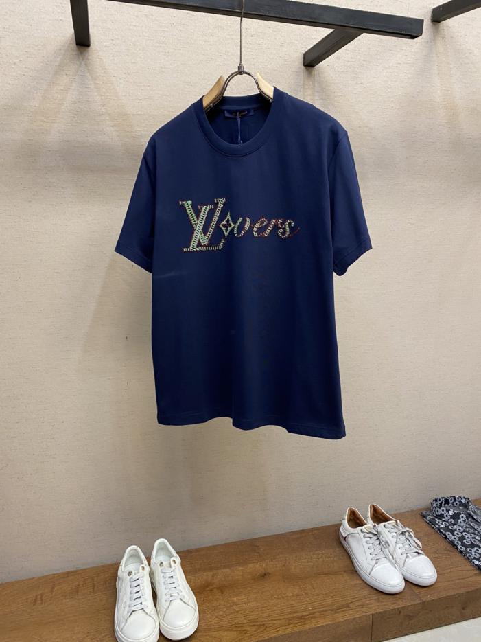 designer,replica,clothing,fake,1:1,lv,luxury,high quality LV LOVERS Embroidered Cotton Short Sleeve T-Shirt (U8IEP) designer,replica,clothing,fake,1:1,lv,luxury,high quality LV LOVERS Embroidered Cotton Short Sleeve T-Shirt (U8IEP)