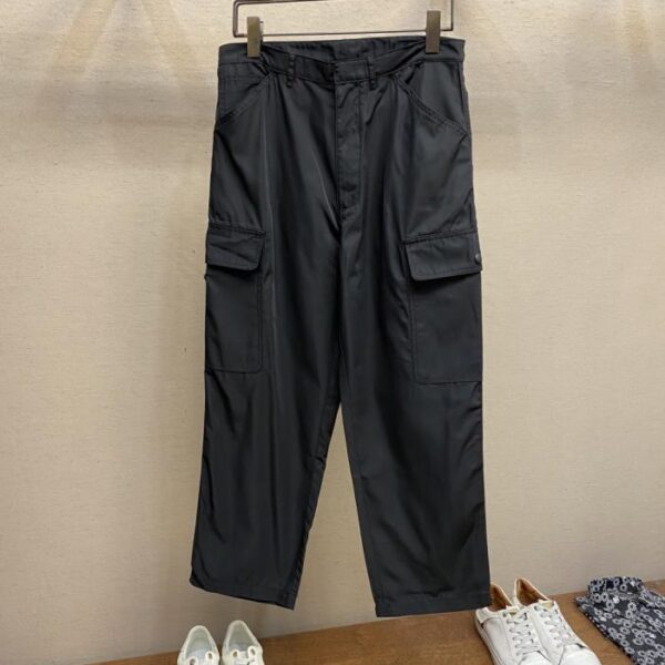 designer,replica,clothing,fake,1:1,lv,luxury,high quality Prada Cotton Trousers with Metal Logo (4IFFN)