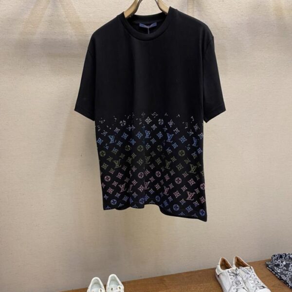 designer,replica,clothing,fake,1:1,lv,luxury,high quality LV 3D Gradient Color Diamond Cotton Short Sleeve T-shirt (13FZ8)