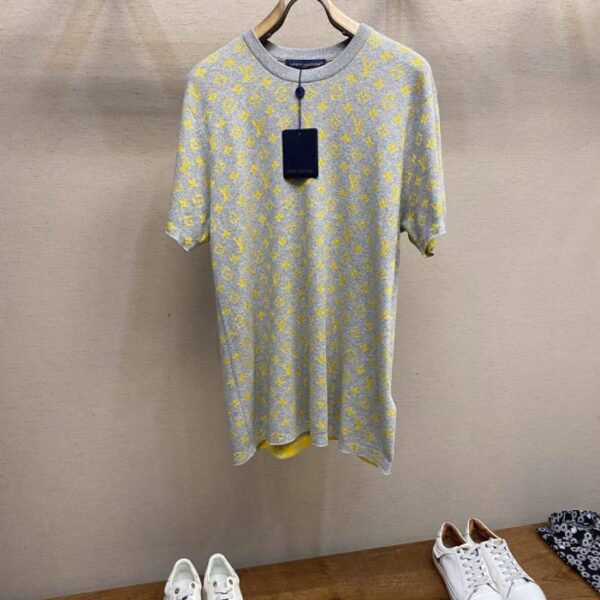 designer,replica,clothing,fake,1:1,lv,luxury,high quality New summer style full body yellow jacquard letter knitted short-sleeved T-shirt for men and women (N9EMD)