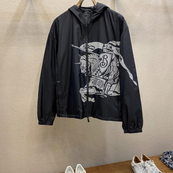designer,replica,clothing,fake,1:1,lv,luxury,high quality Burberry Equestrian Knight Logo Nylon Jacket (NMIMI)