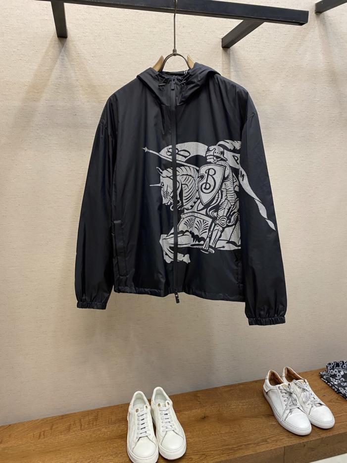 designer,replica,clothing,fake,1:1,lv,luxury,high quality Burberry Equestrian Knight Logo Nylon Jacket (NMIMI) designer,replica,clothing,fake,1:1,lv,luxury,high quality Burberry Equestrian Knight Logo Nylon Jacket (NMIMI)
