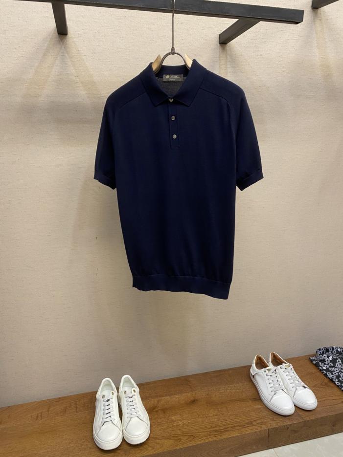 designer,replica,clothing,fake,1:1,lv,luxury,high quality LP Custom-woven and dyed silk + ultra-fine long-staple cotton yarn Saddle shoulder knitted Polo shirt (4RCOQ) designer,replica,clothing,fake,1:1,lv,luxury,high quality LP Custom-woven and dyed silk + ultra-fine long-staple cotton yarn Saddle shoulder knitted Polo shirt (4RCOQ)