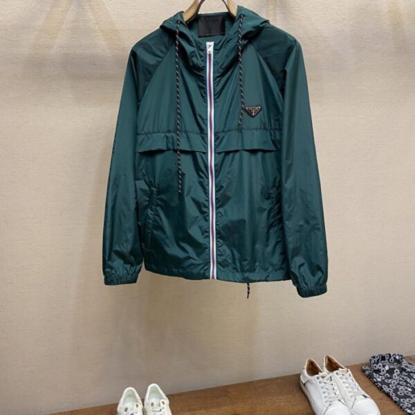 designer,replica,clothing,fake,1:1,lv,luxury,high quality Prada Spring and Summer New Product Technology Fabric Outdoor Essential UV Protection High Strength Stretch Jacket ((LKQ3K)