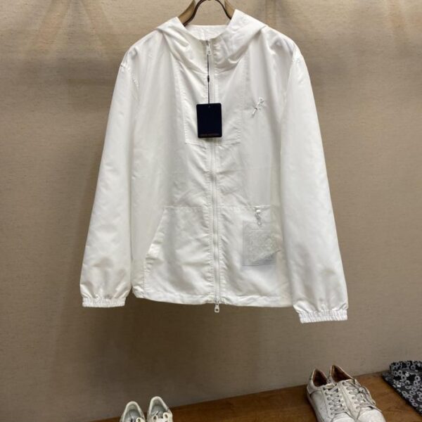 designer,replica,clothing,fake,1:1,lv,luxury,high quality LV Early Fall MONOGRAM Nylon Double-sided Hooded Windbreaker Coat (2EFHF)