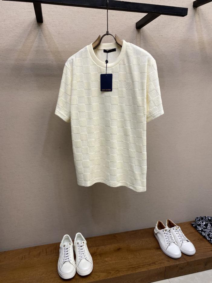 designer,replica,clothing,fake,1:1,lv,luxury,high quality LV Plain Cotton T-shirt (NBTTJ) designer,replica,clothing,fake,1:1,lv,luxury,high quality LV Plain Cotton T-shirt (NBTTJ)