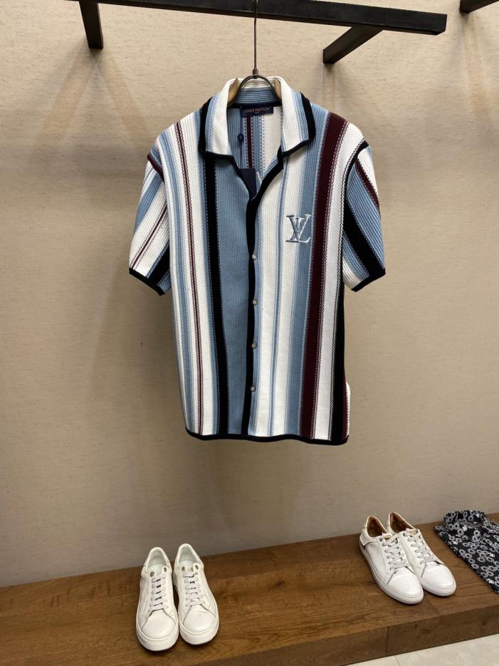 designer,replica,clothing,fake,1:1,lv,luxury,high quality LV Men’s Short Sleeve Shirt Organic Cotton Vertical Stripes Crochet Embroidery 25 New (X180U) designer,replica,clothing,fake,1:1,lv,luxury,high quality LV Men’s Short Sleeve Shirt Organic Cotton Vertical Stripes Crochet Embroidery 25 New (X180U)