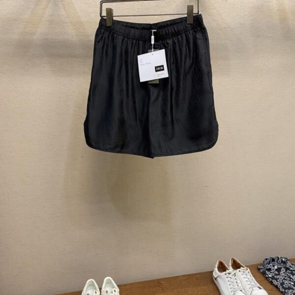 designer,replica,clothing,fake,1:1,lv,luxury,high quality Dior Spring/Summer Men’s Silk and Cotton Blended Oblique Jacquard Casual Shorts (EXW97)