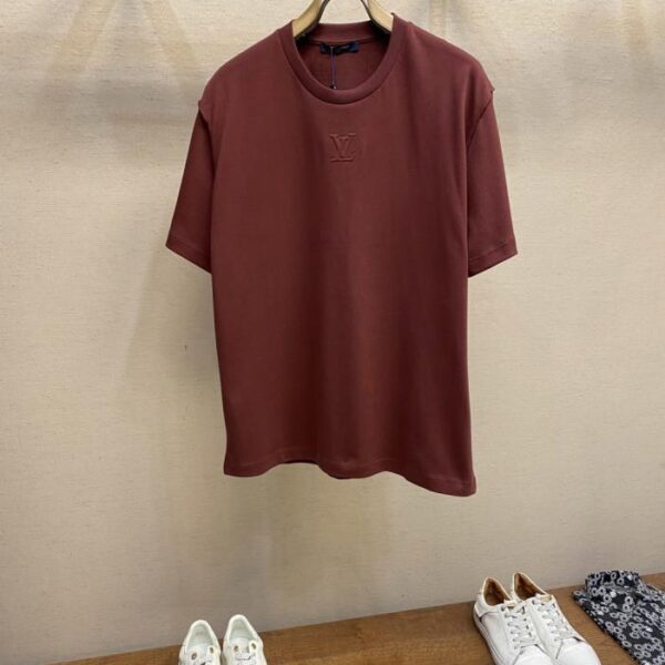 designer,replica,clothing,fake,1:1,lv,luxury,high quality LV T-shirt 100% cotton LV logo embossed on the front (QBEK7)