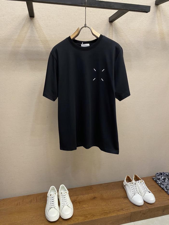 designer,replica,clothing,fake,1:1,lv,luxury,high quality MM6 Couple Short Sleeve T-shirt (11R31) designer,replica,clothing,fake,1:1,lv,luxury,high quality MM6 Couple Short Sleeve T-shirt (11R31)