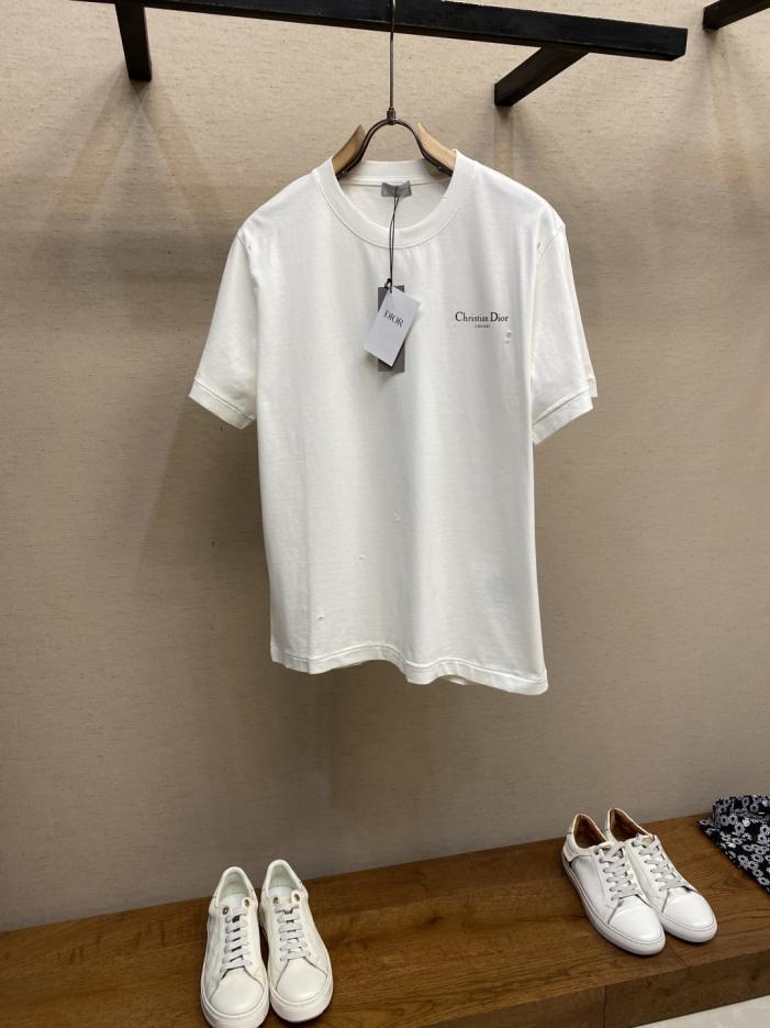 designer,replica,clothing,fake,1:1,lv,luxury,high quality Dior Loose Fit Lily of the Valley Cotton Washed Damaged Distressed Half Sleeve T-Shirt (UNUCG) designer,replica,clothing,fake,1:1,lv,luxury,high quality Dior Loose Fit Lily of the Valley Cotton Washed Damaged Distressed Half Sleeve T-Shirt (UNUCG)