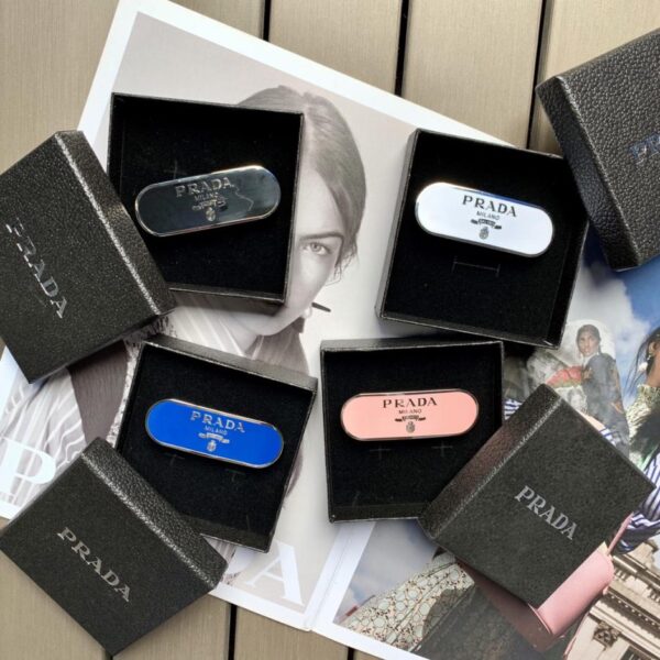 designer,replica,clothing,fake,1:1,lv,luxury,high quality Prada counter model long oval metal logo spring clip hairpin 1/box (DMCT4)