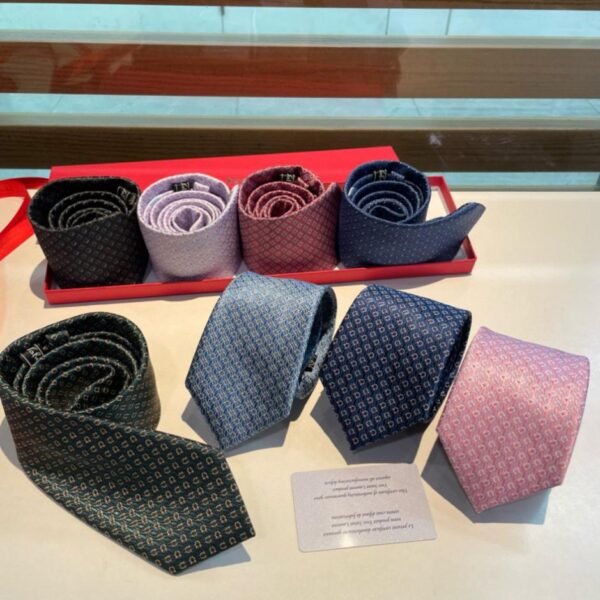 designer,replica,clothing,fake,1:1,lv,luxury,high quality Ferragamo men’s new tie series 100% top-grade twill silk handmade custom (6J5VU)