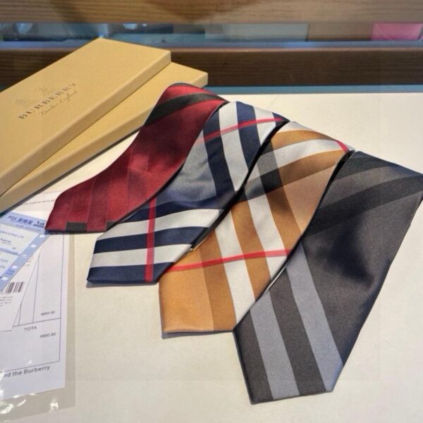designer,replica,clothing,fake,1:1,lv,luxury,high quality Buberry counter synchronization Vintage check and horse logo made of silk tie (CBPL4)