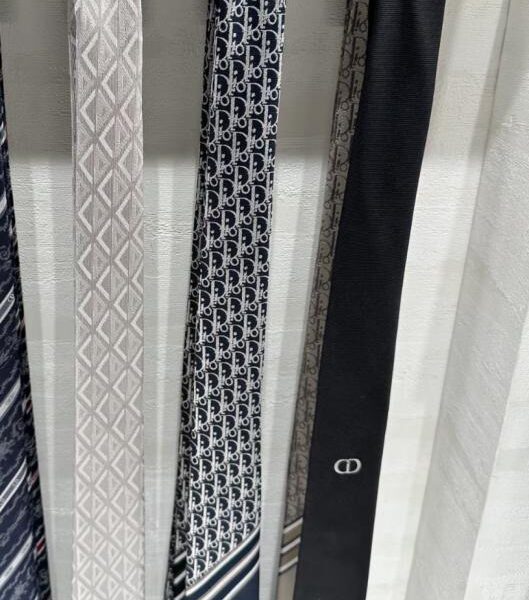 designer,replica,clothing,fake,1:1,lv,luxury,high quality Dior New Men’s Tie (KSCGJ)