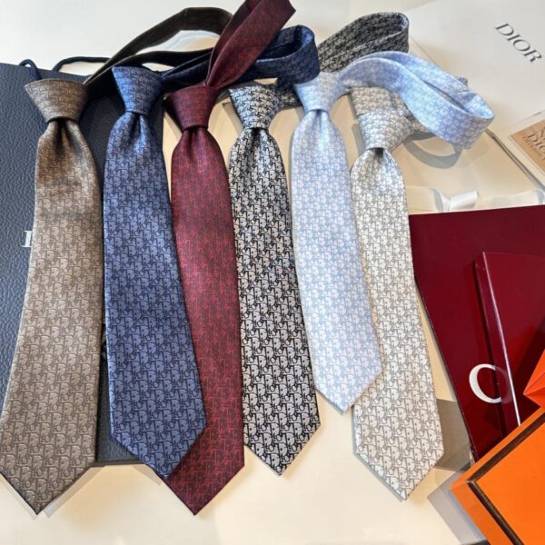designer,replica,clothing,fake,1:1,lv,luxury,high quality Dior Blue Oblique Pixel Print Tie (7SMZA)