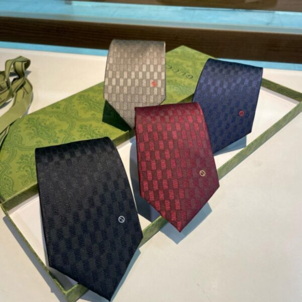 designer,replica,clothing,fake,1:1,lv,luxury,high quality Gucci New Counter [GG Logo Print Tie] Men’s Tie (GF2B4)