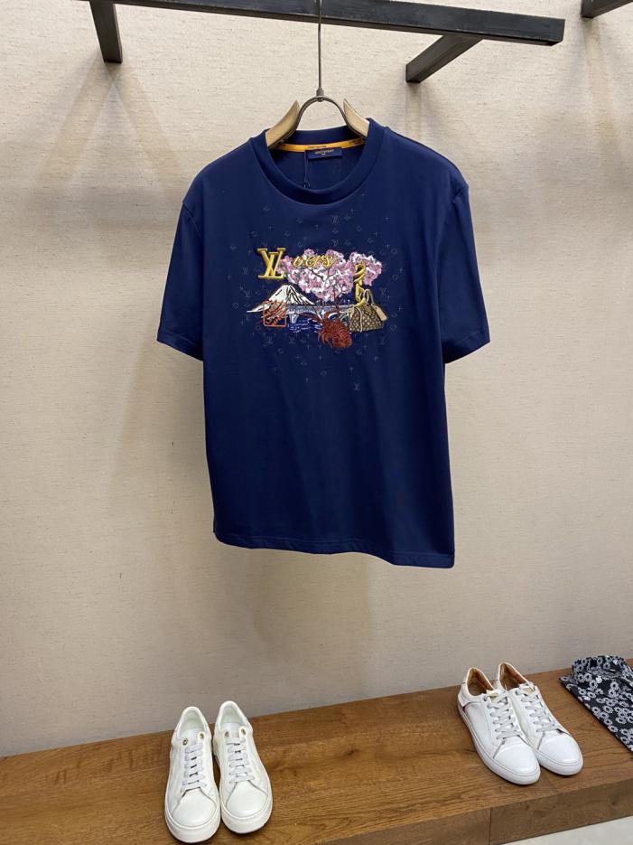 designer,replica,clothing,fake,1:1,lv,luxury,high quality LV LU Lobster Embroidery Round Neck Short Sleeve (KS5D9) designer,replica,clothing,fake,1:1,lv,luxury,high quality LV LU Lobster Embroidery Round Neck Short Sleeve (KS5D9)