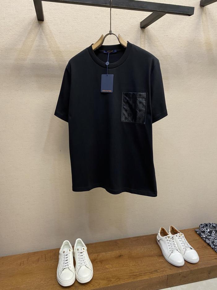 designer,replica,clothing,fake,1:1,lv,luxury,high quality LV cotton short-sleeved T-shirt (XAI21) designer,replica,clothing,fake,1:1,lv,luxury,high quality LV cotton short-sleeved T-shirt (XAI21)