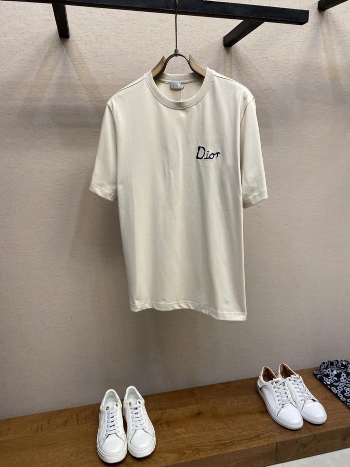 designer,replica,clothing,fake,1:1,lv,luxury,high quality Dior small embroidered yellow letter pattern unisex; pattern short-sleeved T-shirt (ENOSG) designer,replica,clothing,fake,1:1,lv,luxury,high quality Dior small embroidered yellow letter pattern unisex; pattern short-sleeved T-shirt (ENOSG)