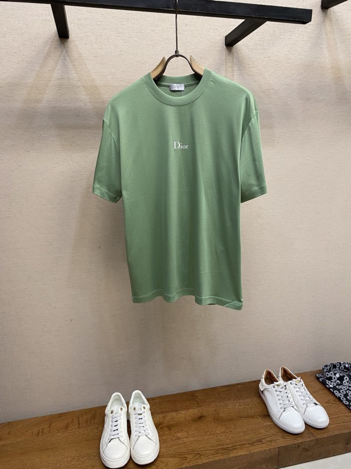 designer,replica,clothing,fake,1:1,lv,luxury,high quality Dior embossed lettering casual short-sleeved T-shirt (UG5O9) designer,replica,clothing,fake,1:1,lv,luxury,high quality Dior embossed lettering casual short-sleeved T-shirt (UG5O9)
